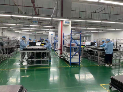 鳳凰街道精準(zhǔn)助力，823家工貿(mào)企業(yè)復(fù)工復(fù)產(chǎn)率超六成，網(wǎng)絡(luò)技術(shù)服務(wù)成關(guān)鍵支撐