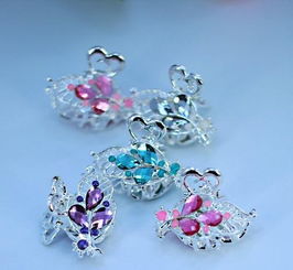 一元飾品、兩元店供應(yīng) 小樹葉貓眼小頂夾的廠家直銷與批發(fā)優(yōu)勢